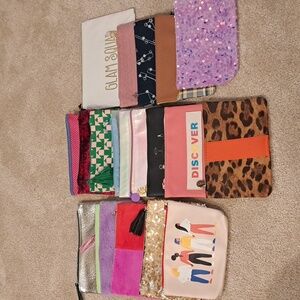 Bundle of zipper bags